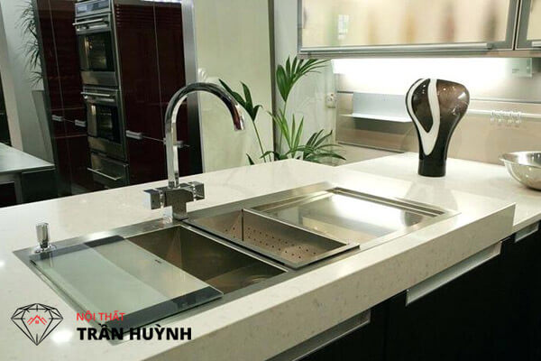 nhược điểm đá nhân tạo solid surface