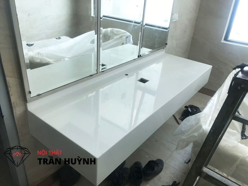 đá nhân tạo làm lavabo