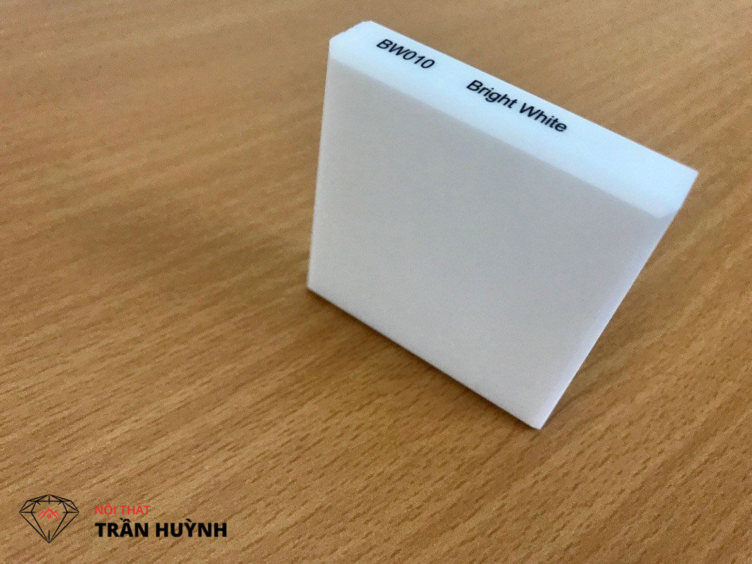 đá nhân tạo solid surface staron Bw010 Bright White