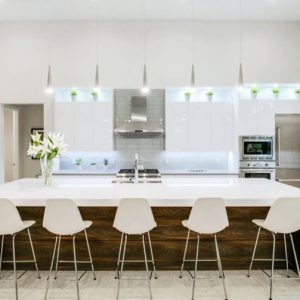 Bàn đảo bếp đá nhân tạo