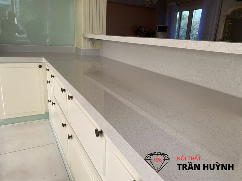 đá bếp nhân tạo solid surface