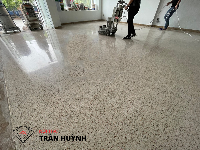 Cách phục hồi sàn đá mài terrazzo sáng bóng như mới