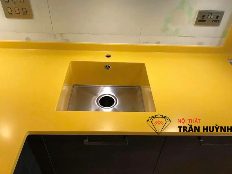 Thi Công Đá Vàng Nhân Tạo Chuẩn kỹ thuật – Đẹp, Bền, Giá Tốt
