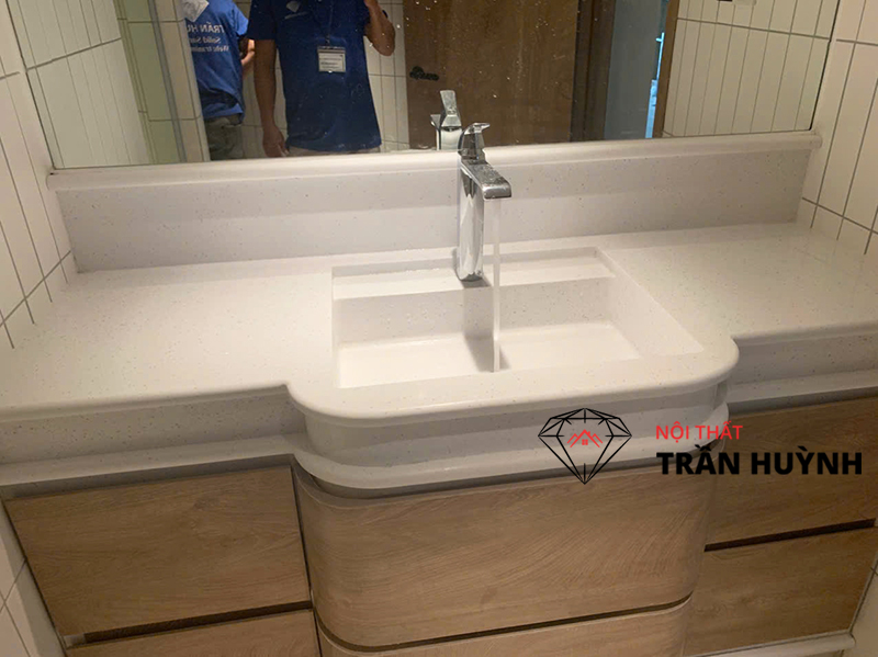 Dự án Lavabo đá nhân tạo mã CP302 Ice Cubic tại Quận 7- Đẳng Cấp Trong Từng Chi Tiết