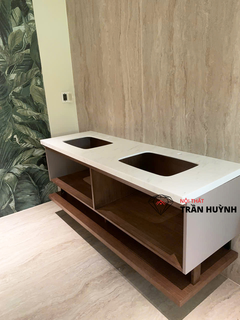 Dự Án Thảo Điền Quận 2: Mặt Bàn Lavabo Đá Vân Mây Sang Trọng