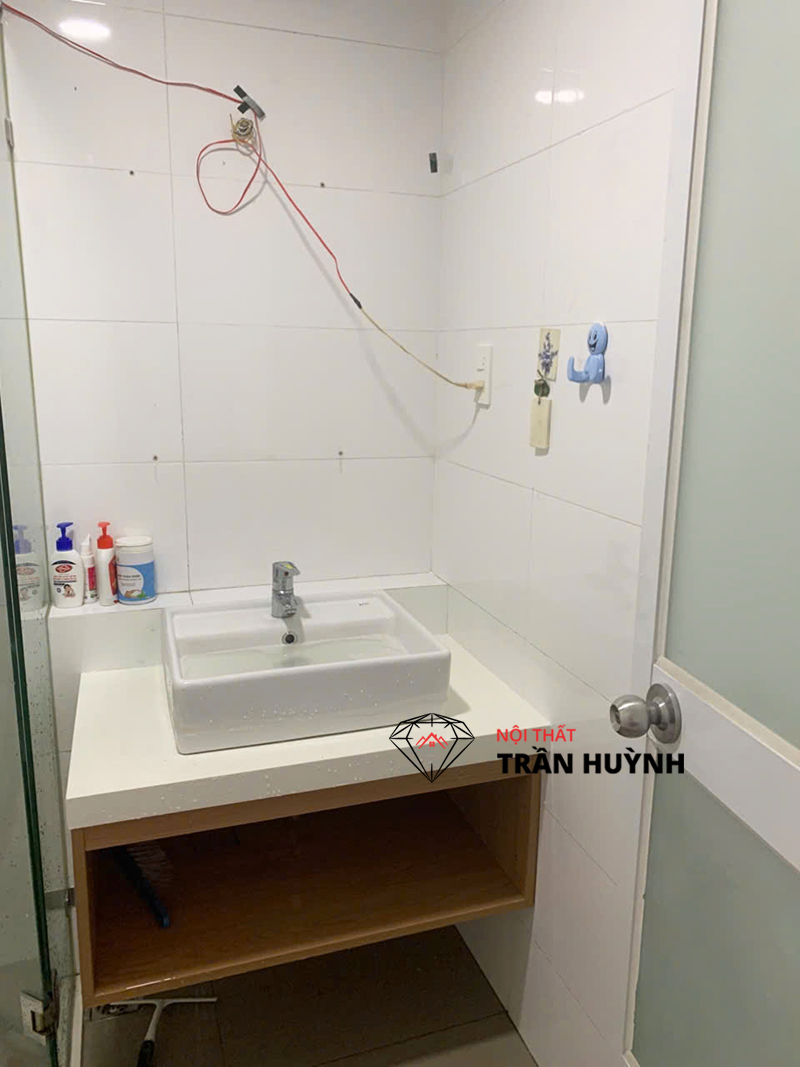 Công Trình Flora Novia Quận 2: Trọn Gói Mặt Bếp & Lavabo Solid Surface Sang Trọng