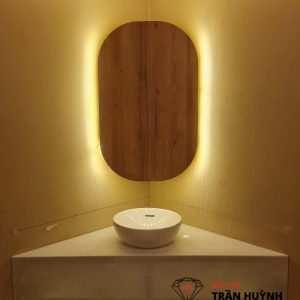 Dự Án Mặt Lavabo Đá Trắng Vân Mây Cascade Haze Tại Quận 1 – Vẻ Đẹp Tinh Tế Giữa Lòng Sài Gòn
