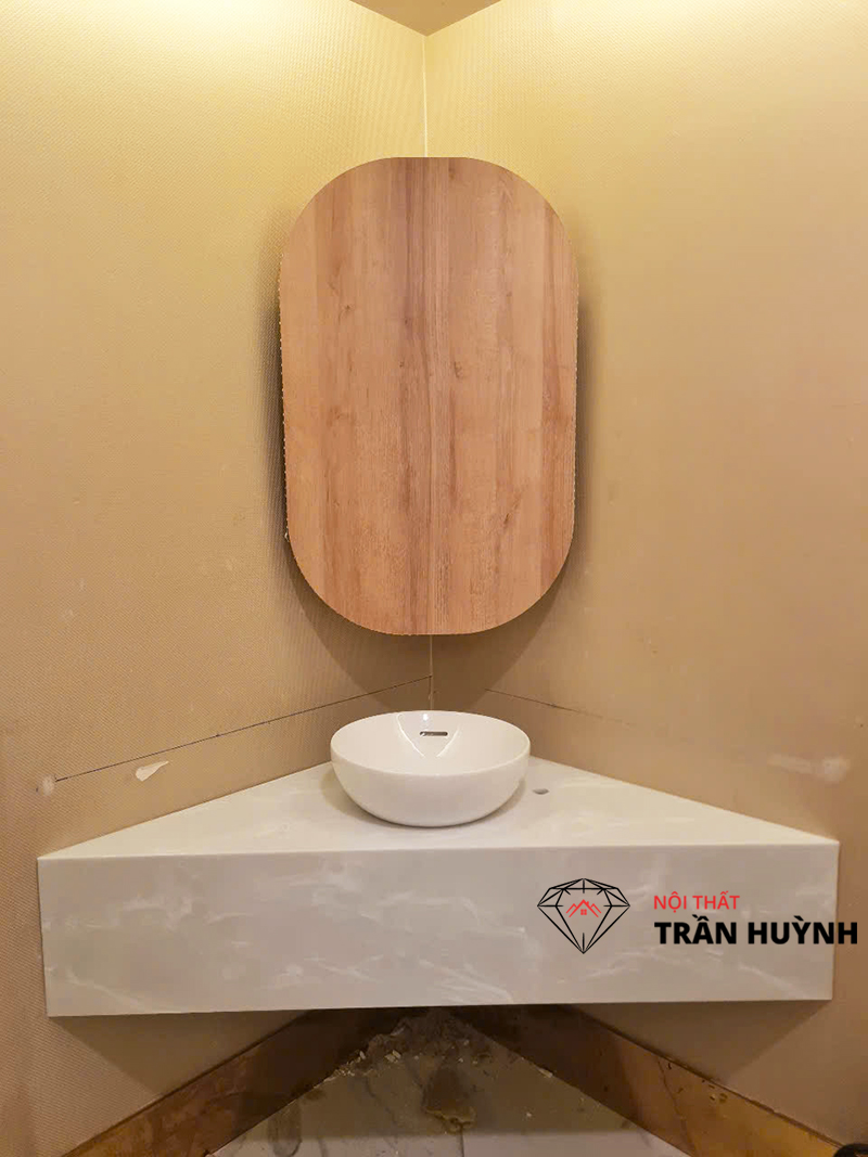 Dự Án Mặt Lavabo Đá Trắng Vân Mây Cascade Haze Tại Quận 1 – Vẻ Đẹp Tinh Tế Giữa Lòng Sài Gòn