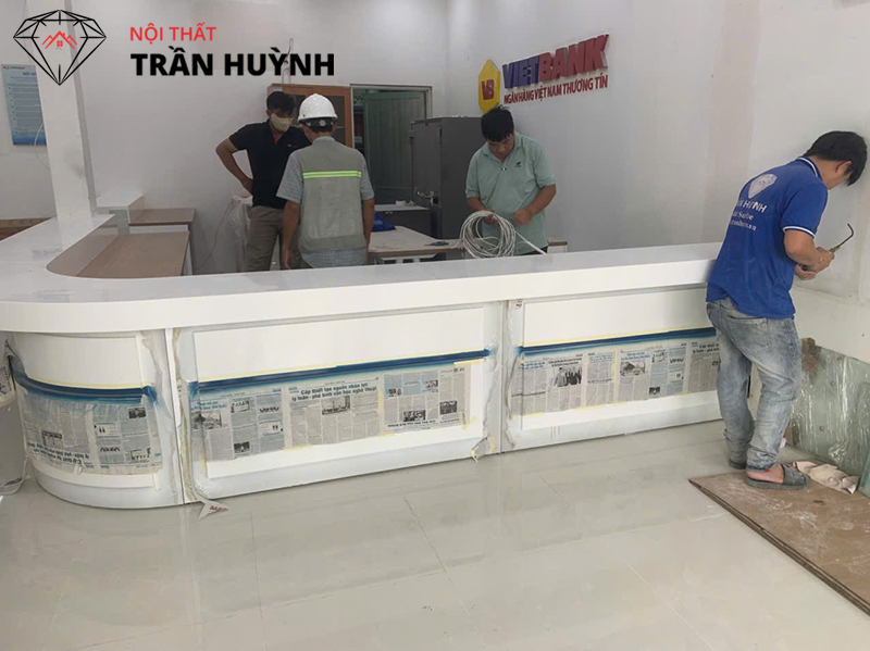 Dự Án CN VietinBank: Quầy Giao Dịch Đá Solid Surface tại Cần Thơ