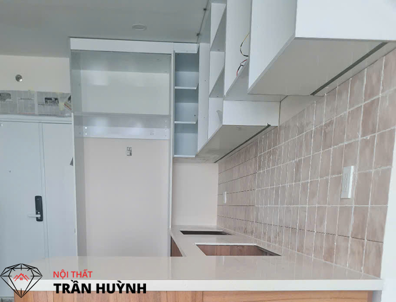Dự Án Tân Phú: Mặt Bếp Đá Solid Surface Mã C102 Dẫn Đầu Xu Hướng
