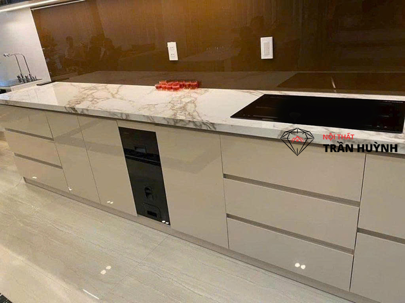 TOP 10 Mẫu Đá Nhân Tạo Lamar Vân Mây Đẹp Nhất – Sang Trọng & Đẳng Cấp 2025