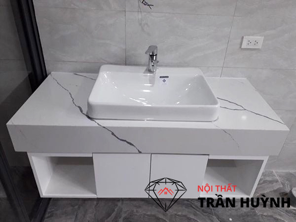 Đá Lamar Ốp Lavabo Có Tốt Không? Ưu – Nhược Điểm & Ứng Dụng Thực Tế