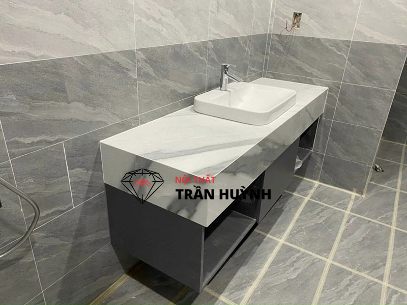 Đá Lamar Ốp Lavabo Có Tốt Không? Ưu – Nhược Điểm & Ứng Dụng Thực Tế