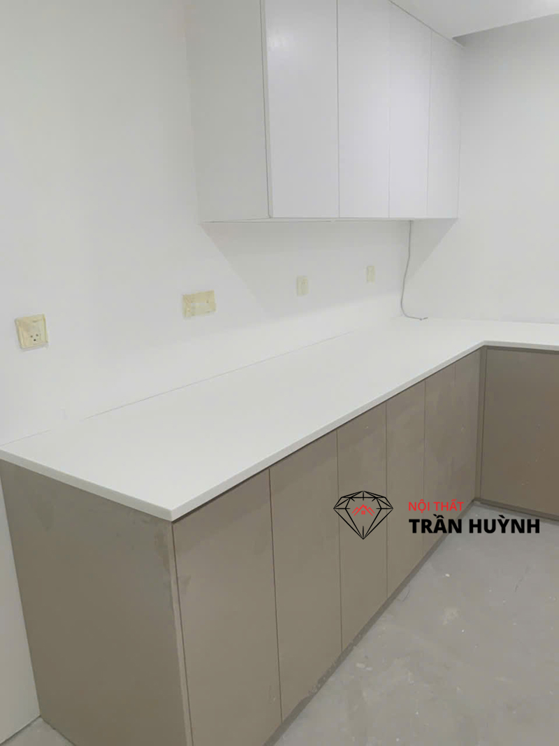 Dự Án Ốp Bếp Đá Solid Surface Tại Nguyễn Bỉnh Khiêm Quận 1 – Bền Đẹp, Chuẩn Hiện Đại