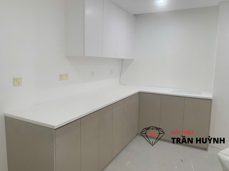 Dự Án Ốp Bếp Đá Solid Surface Tại Nguyễn Bỉnh Khiêm Quận 1 – Bền Đẹp, Chuẩn Hiện Đại