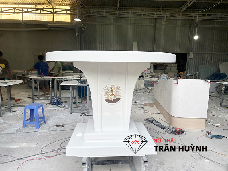Bàn Thánh Đá Vân Mây Mã VM002 Tại Nhà Thờ Thủ Đức – Vẻ Đẹp Tôn Nghiêm, Đẳng Cấp