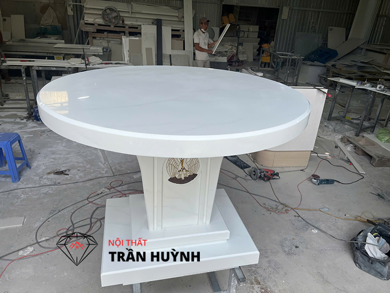 Bàn Thánh Đá Vân Mây Mã VM002 Tại Nhà Thờ Thủ Đức – Vẻ Đẹp Tôn Nghiêm, Đẳng Cấp