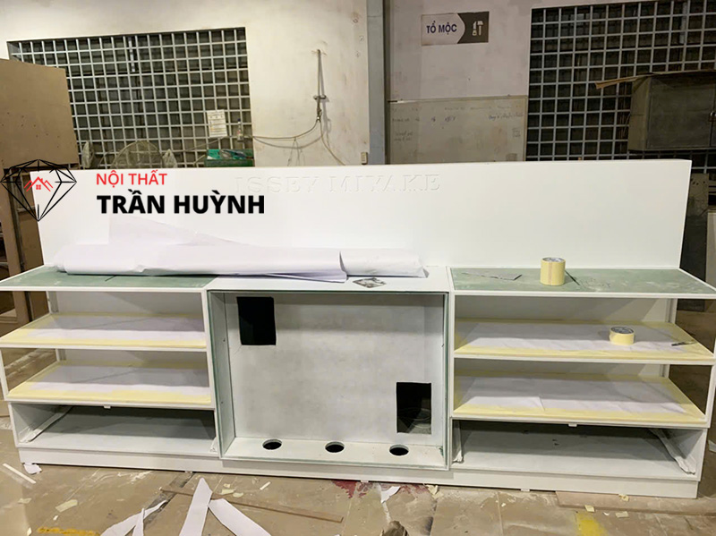 Mặt Bàn Đá Solid Surface CP302 Tại Công Trình Chí Lực Việt