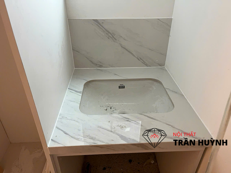 Thi Công Mặt Bàn Lavabo Đá Lamar Vân Mây C106-G101 Tại Thủ Thiêm Quận 12