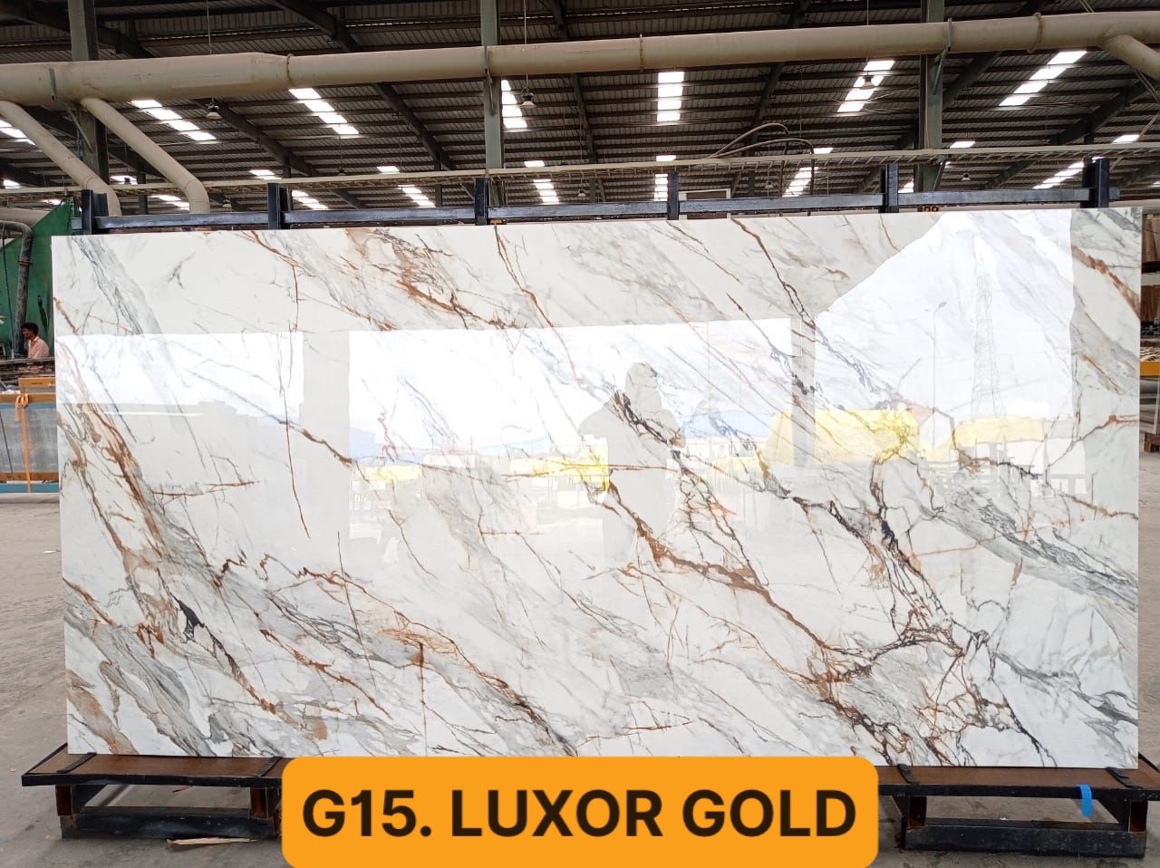 So Sánh Đá Lamar Và Đá Vicostone – Đâu Là Xu Hướng Thi Công Nội Thất Cao Cấp 2025?