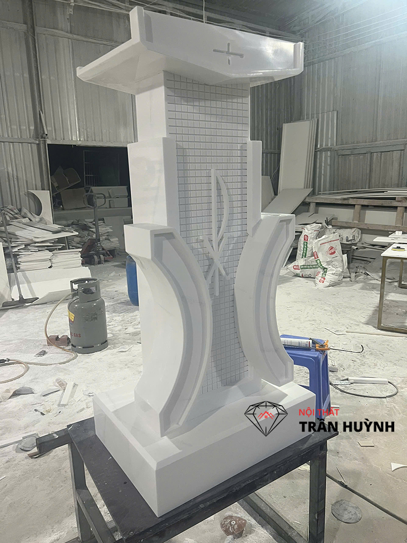 Bàn Thánh Đá Vân Mây Mã VM002 Tại Nhà Thờ Thủ Đức – Vẻ Đẹp Tôn Nghiêm, Đẳng Cấp