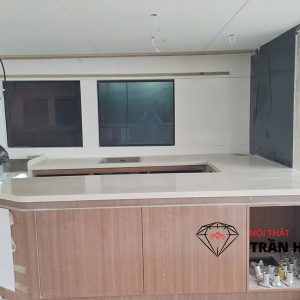 Mặt Bếp Và Quầy Bar Đá Solid Surface Dự Án Tàu Long An