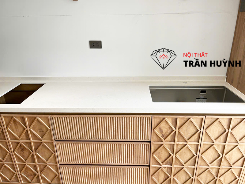 Thi Công Mặt Bếp, Mặt Lavabo Đá Mã C109 Tại Meyhomes Capital Phú Quốc – Dự Án Đẳng Cấp 2025