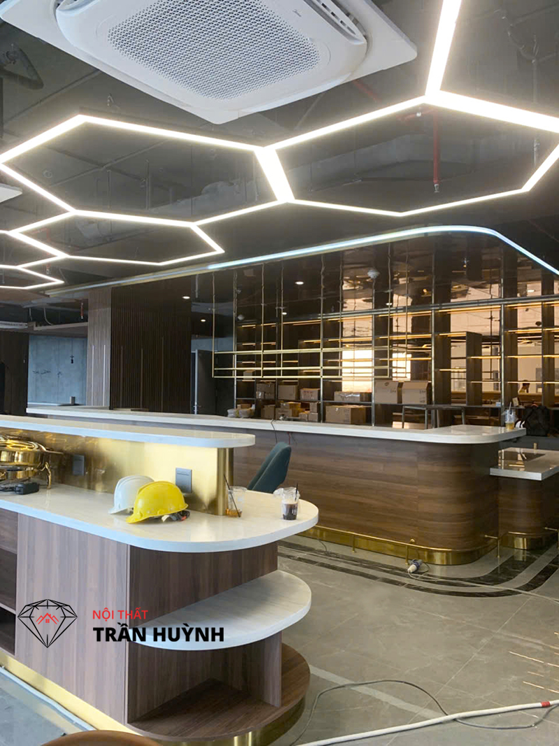 Dự Án Thi Công Thực Tế Tại Bcons Dĩ An Bình Dương – Hạng Mục Quầy Buffet, Quầy Bar, Quầy Lễ Tân, Bàn Ăn & Lavabo Đá Solid Surface Cao Cấp