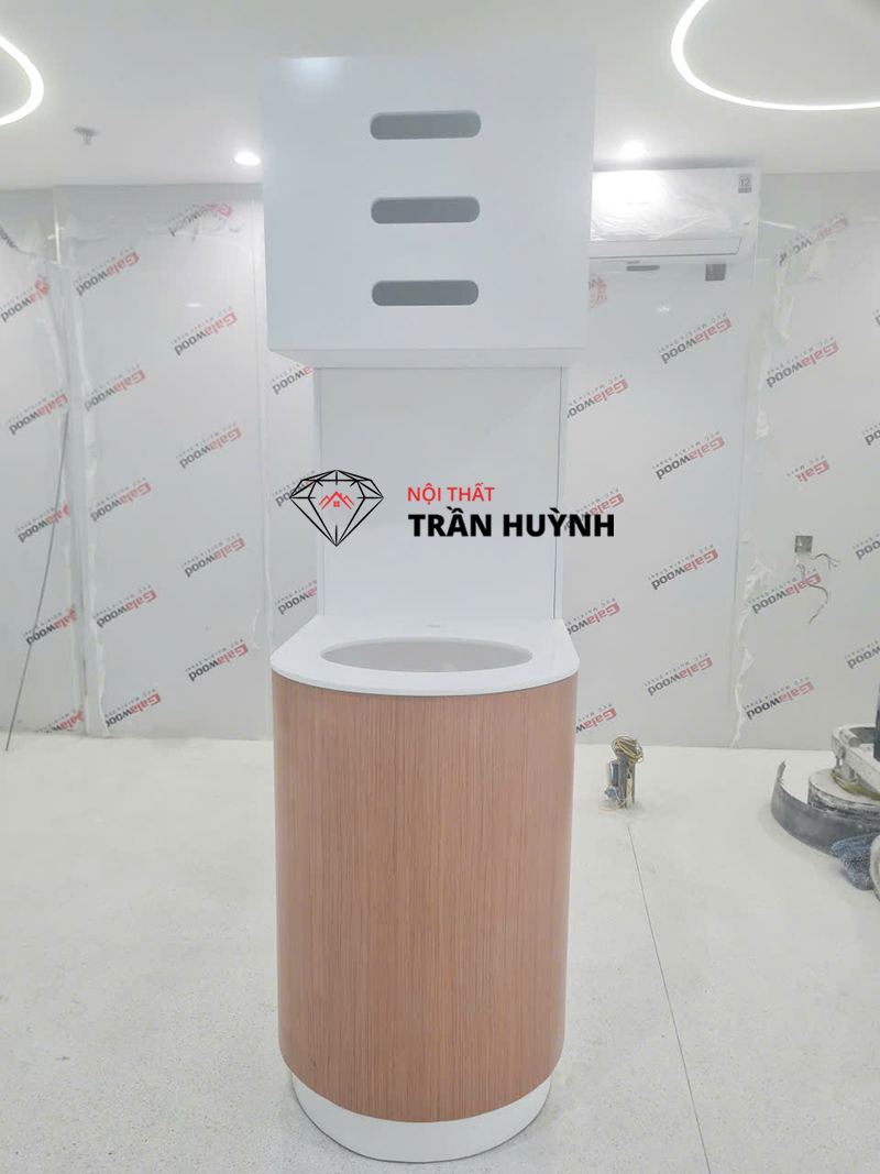 Dự Án 204 Nguyễn Lương Bằng – Thi Công Đá Solid Surface Cho Quầy Lễ Tân, Mặt Bếp, Lavabo