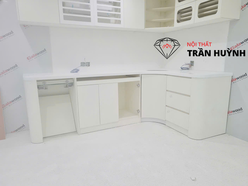 Dự Án 204 Nguyễn Lương Bằng – Thi Công Đá Solid Surface Cho Quầy Lễ Tân, Mặt Bếp, Lavabo