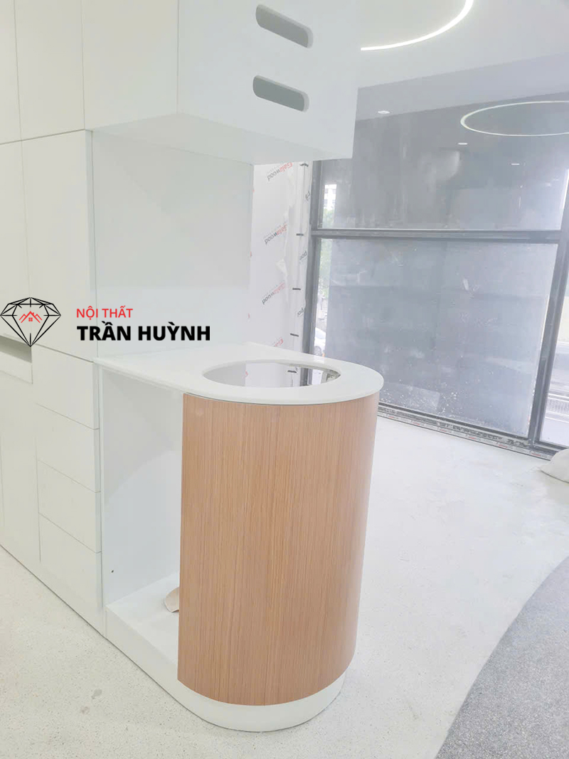 Dự Án 204 Nguyễn Lương Bằng – Thi Công Đá Solid Surface Cho Quầy Lễ Tân, Mặt Bếp, Lavabo