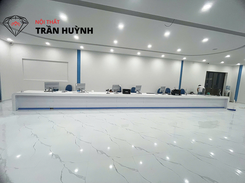 Dự Án Thi Công Quầy Đá Vân Mây VM001 Tại Vina Phone Quận 5 – Hoàn Thiện Công Trình 26 Nguyễn Thị