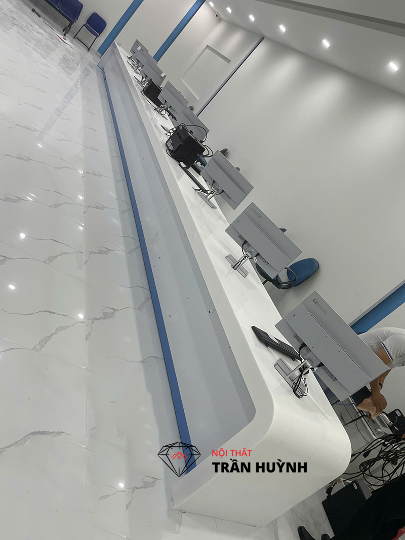 Dự Án Thi Công Quầy Đá Vân Mây VM001 Tại Vina Phone Quận 5 – Hoàn Thiện Công Trình 26 Nguyễn Thị