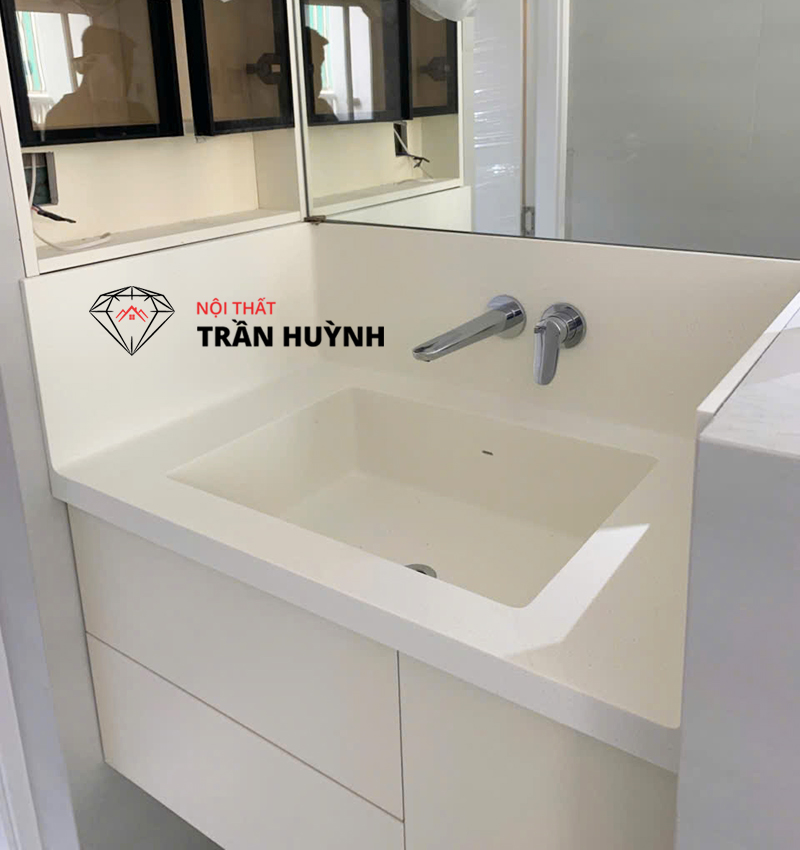Chung Cư Hà Đô Nguyễn Văn Công – Thi Công Đá Solid Surface Mặt Bếp, Lavabo, Bàn Trang Điểm Cao Cấp