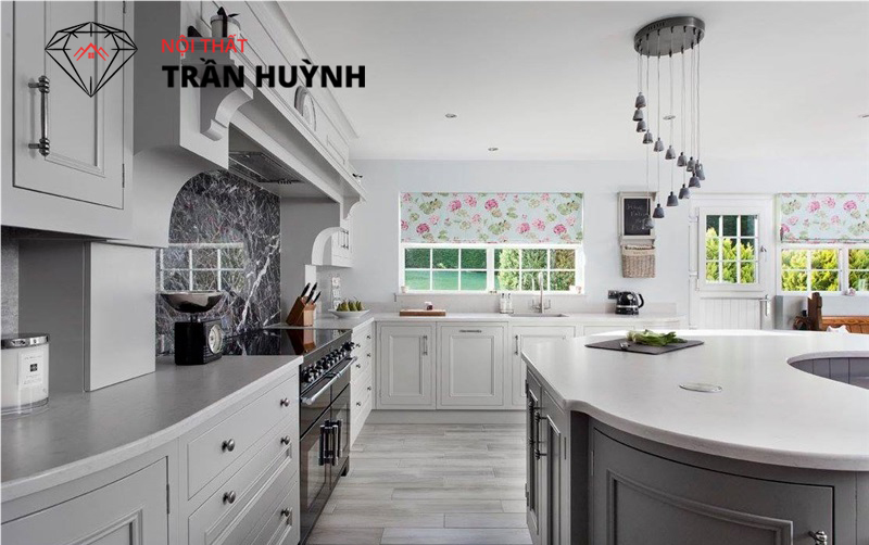 Có Nên Dùng Đá Solid Surface Làm Mặt Bếp? Ưu Nhược Điểm Và Mẹo Thi Công