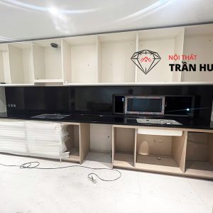Dự Án Thi Công Bếp Đá Đen Kim Sa P104 Tại TP Phú Mỹ – Bà Rịa Vũng Tàu