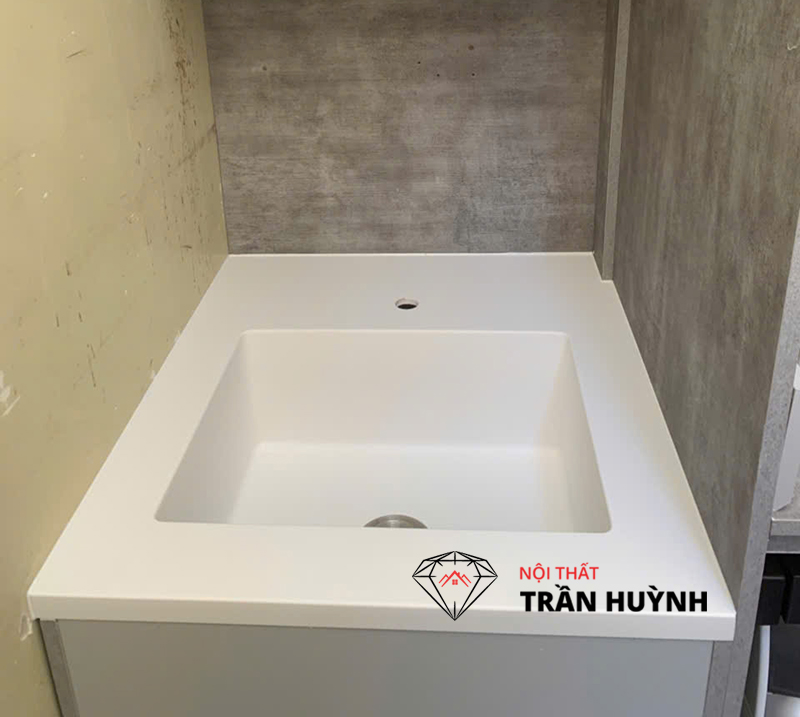 Thi Công Lavabo Đá Trắng Nhân Tạo Solid Surface Tại Thủ Đức – Giải Pháp Phòng Tắm Hiện Đại