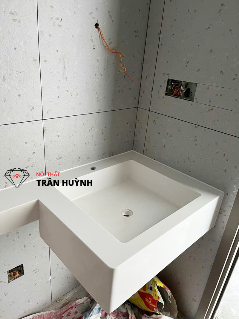 Dự Án Thi Công Lavabo Đá Solid Surface Trắng Cao Cấp Tại Hóc Môn