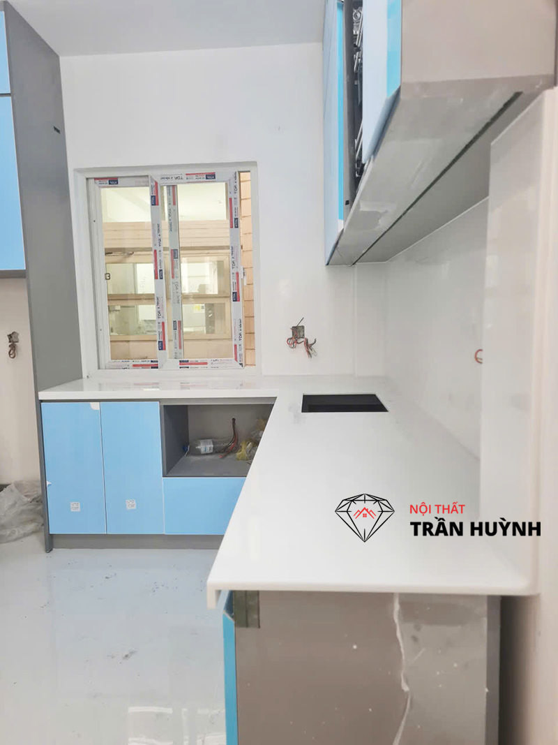 Dự Án Thi Công Mặt Bếp Đá Solid Surface Màu Trắng Tại BV Thống Nhất, Tân Sơn Nhất, TP.HCM