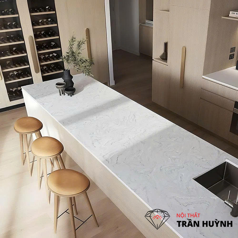 Đá Nung Kết Và Đá Solid Surface: Nên Chọn Loại Nào Cho Từng Hạng Mục?
